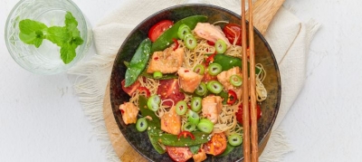 Noodles met teriyaki zalm